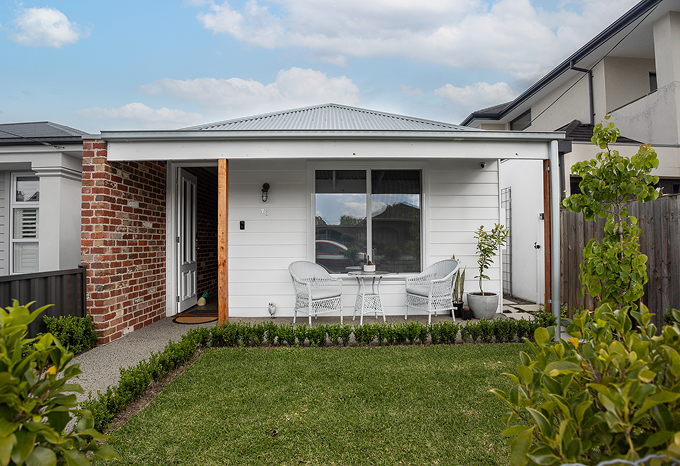 The Avenue, Coburg